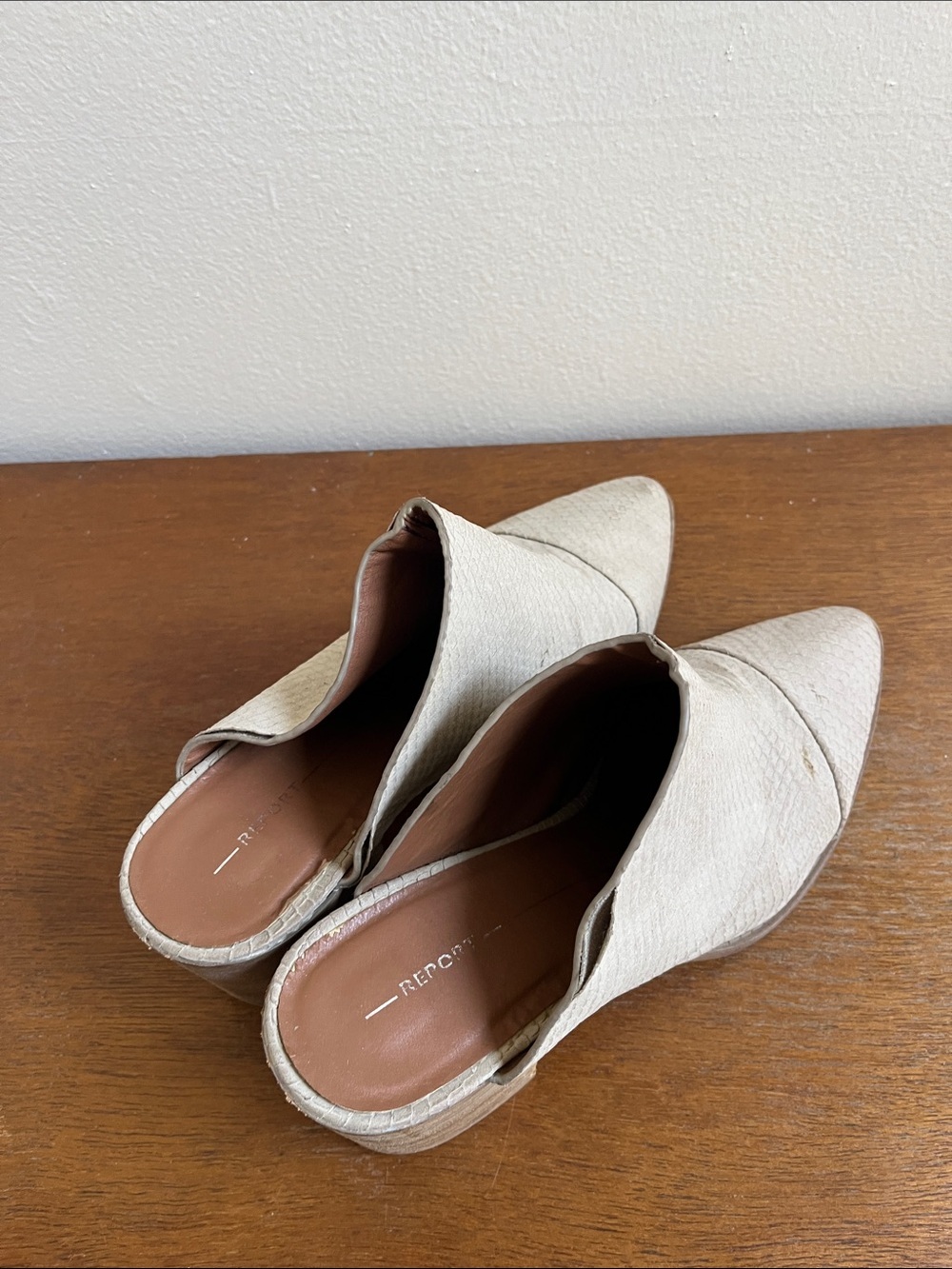 Report Women’s Faux Snake Print Pointed Toe Mule Shoe Size 10 - Picture 2 of 6